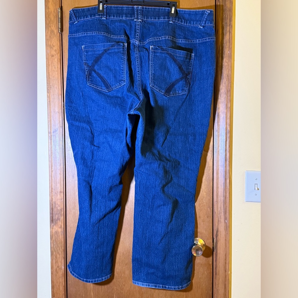 Lane Bryant Women’s Deep Blue Relaxed Jeans - Picture 5 of 7